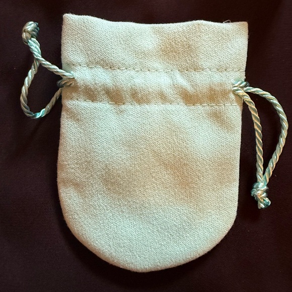 Tiffany & Co. Knot Pendant Necklace - Not in stores/online - Picture 10 of 16